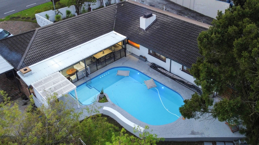 5 Bedroom Property for Sale in Eversdal Western Cape
